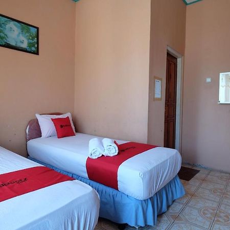 Reddoorz Near Mangrove Forest Kupang Kupang  Exterior photo